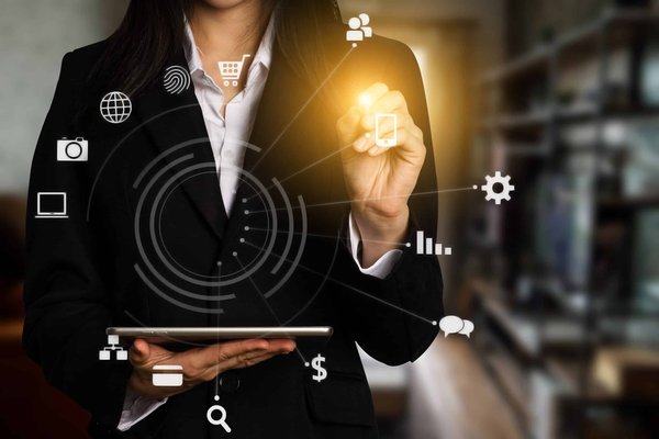 Comment combiner efficacement le SEO et le marketing digital pour maximiser la visibilité en ligne ?